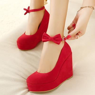 Red flannelette ankle with wedges bow