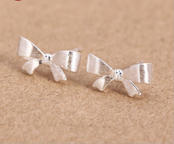 925 Sterling Silver Earrings Jewelry Fashion Small Fresh And Delicate Drawing Bow 925 Sterling Silver Earrings Jewelry Fashion Small Fresh And Delicate Drawing Bow