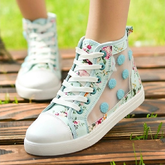 Floral Hollow Canvas Shoes-pale Blue on Luulla